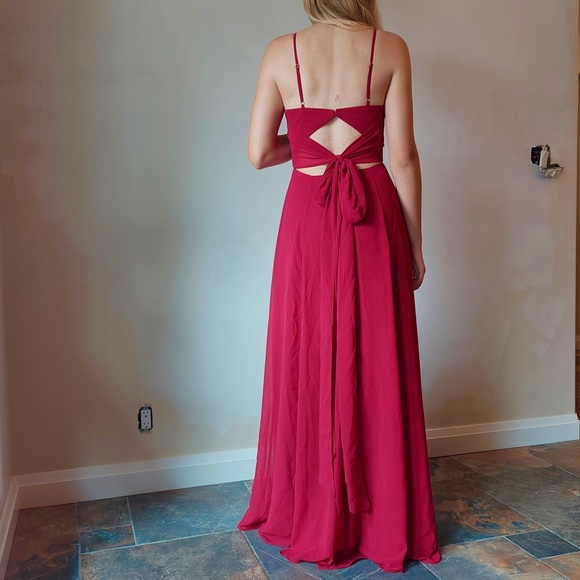 Red Prom/Bridesmaids Dress - Picture 2 of 5